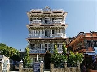 Hotel Blue Heaven Pokhara Ngoại thất bức ảnh